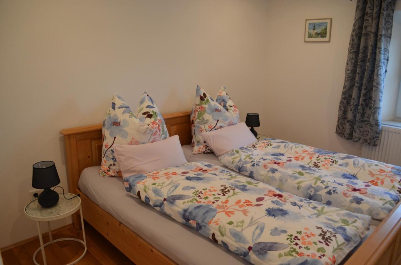 Ferienwohnung Fenzl ริมสติง ภายนอก รูปภาพ